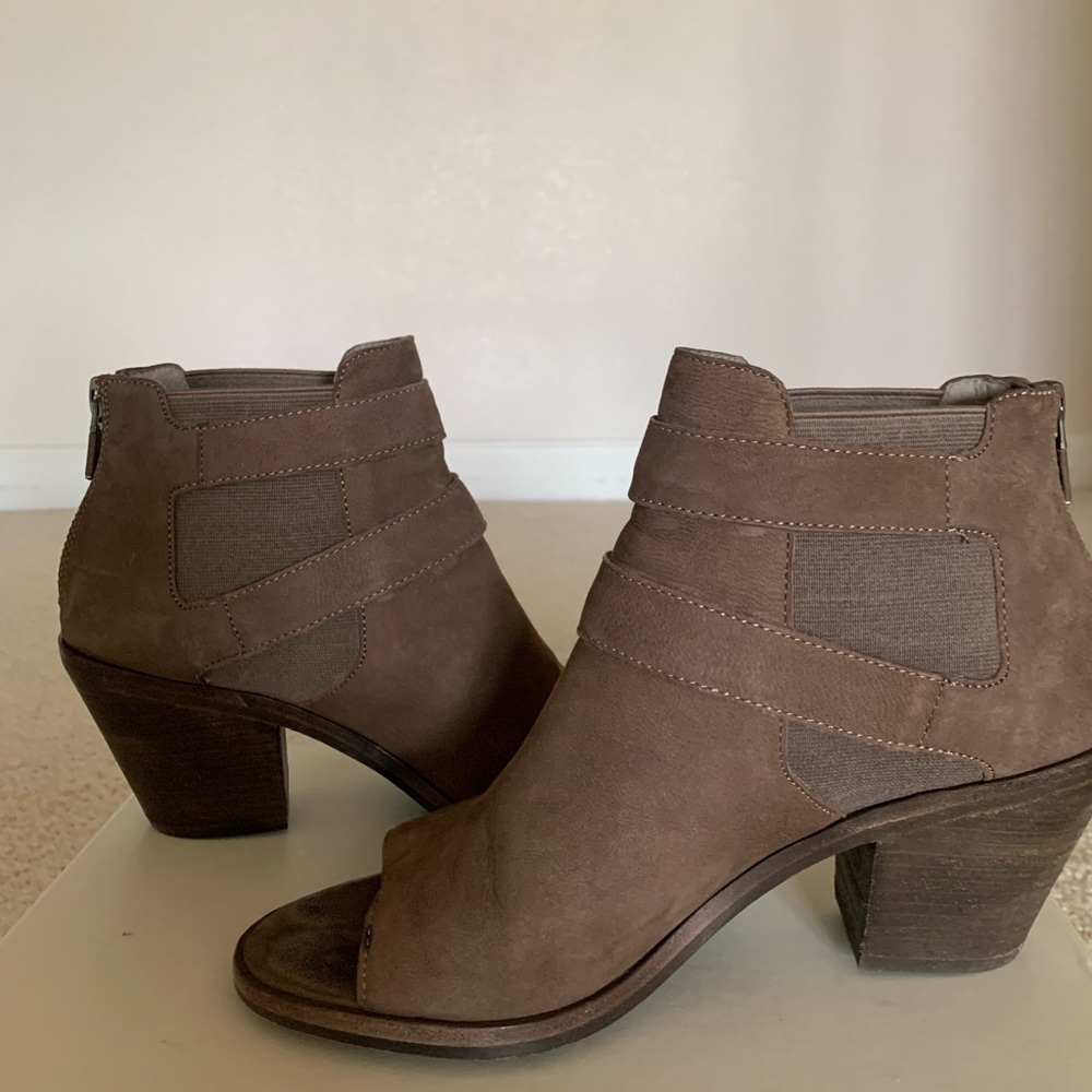 Eileen Fisher Brown Suede Peep Toe Heeled Booties - S 6.5